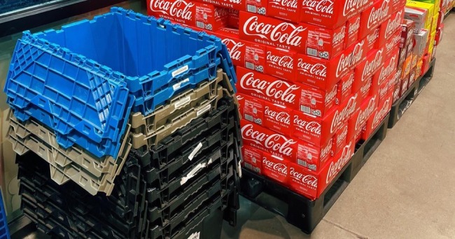 پارس پالت | پالت پلاستیکی برای صنایع نوشیدنی پارس پالت | پالت پلاستیکی برای صنایع نوشیدنی